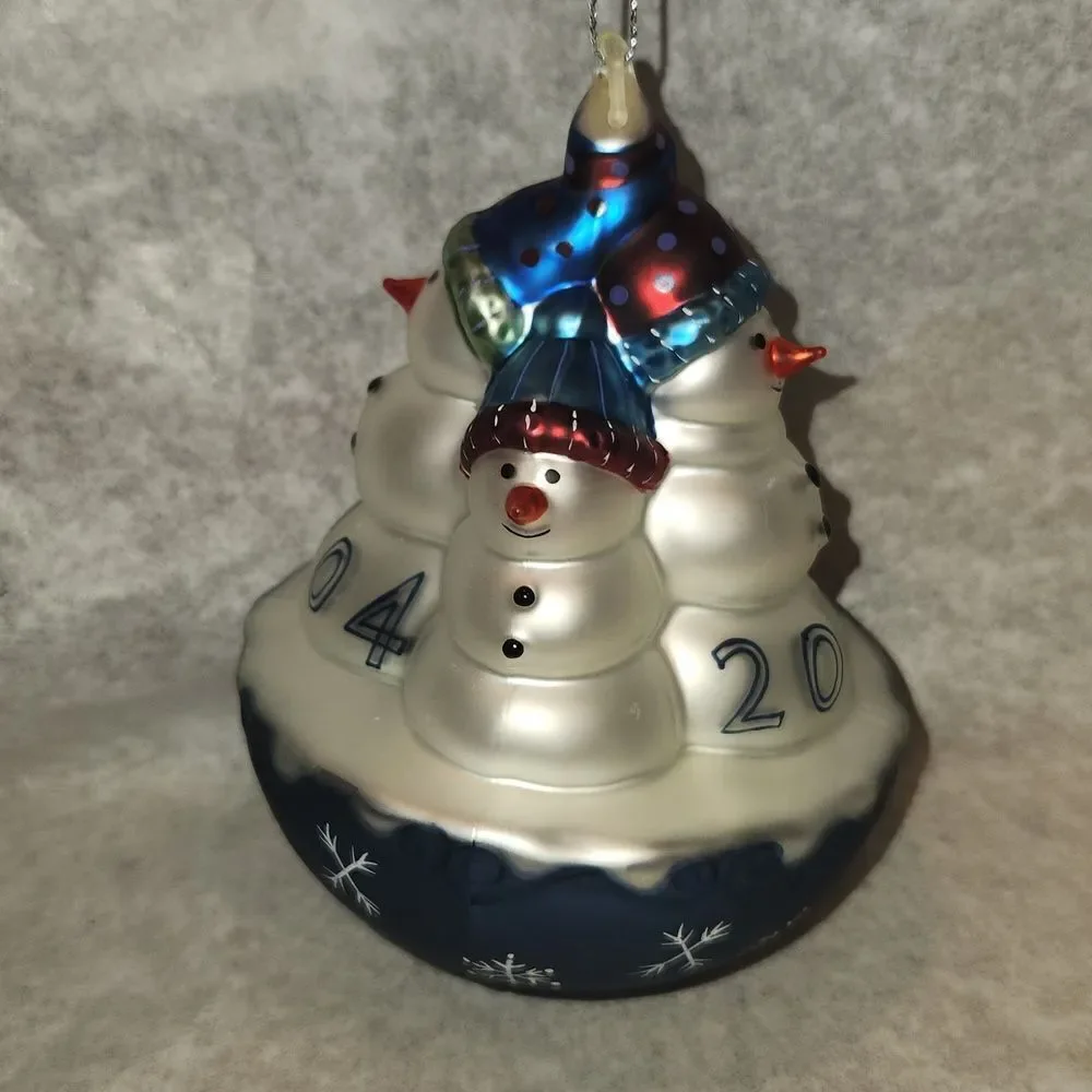 N/A this snowman